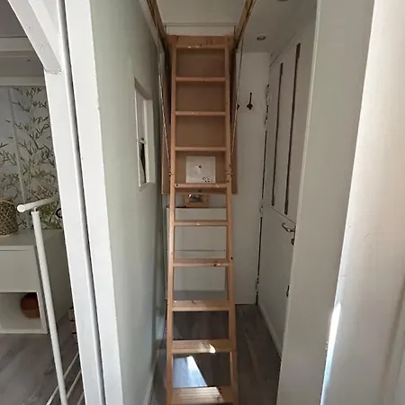 Lovely Crimee Parigi